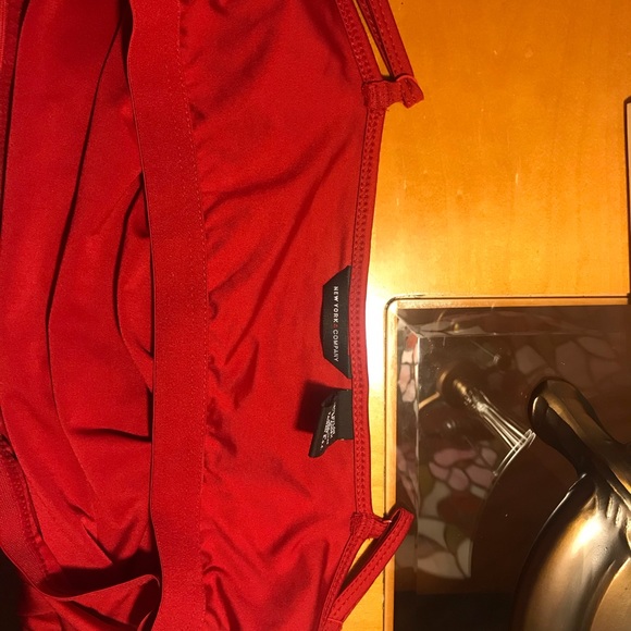 Red NY & Company Tank top.❤️ - Picture 6 of 7